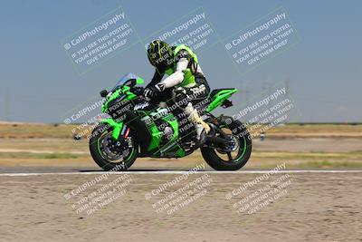 media/Sep-04-2023-Lets Ride (Mon) [[34443f911e]]/B Group/1220pm (Wheelie Bump)/